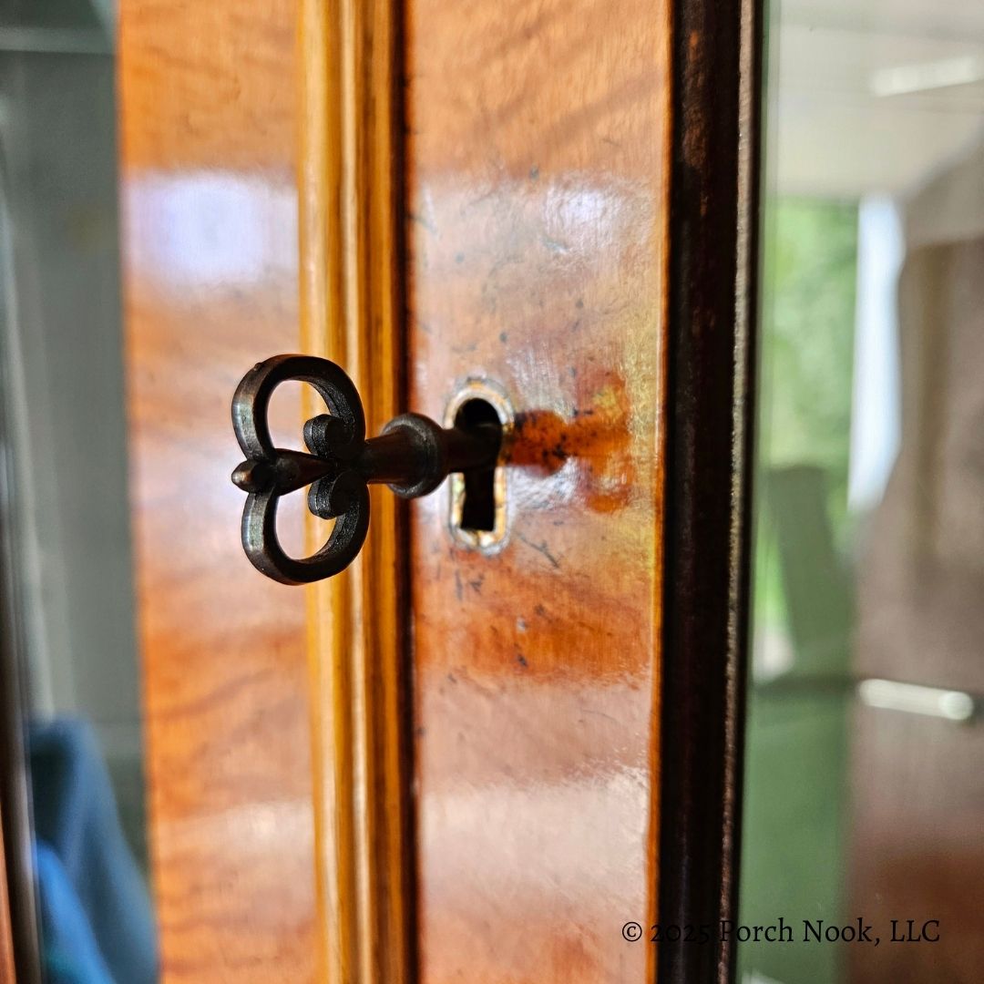 Porch Nook | Vintage Chippendale Style Mixed Fruitwood Corner Cabinet