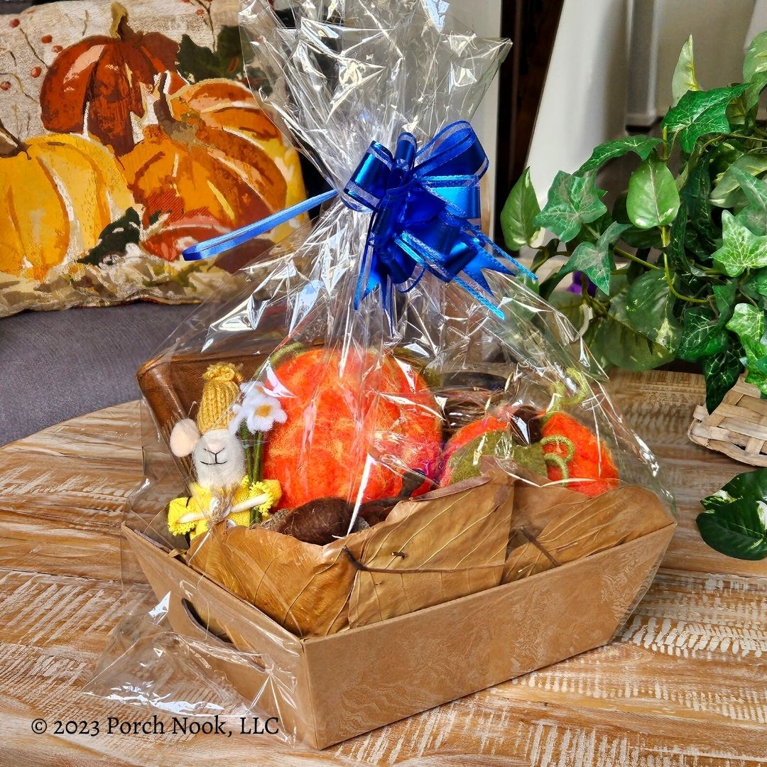 "Pumpkin Spice Delight" Gift Basket, Handcrafted Seasonal Décor & Ornaments