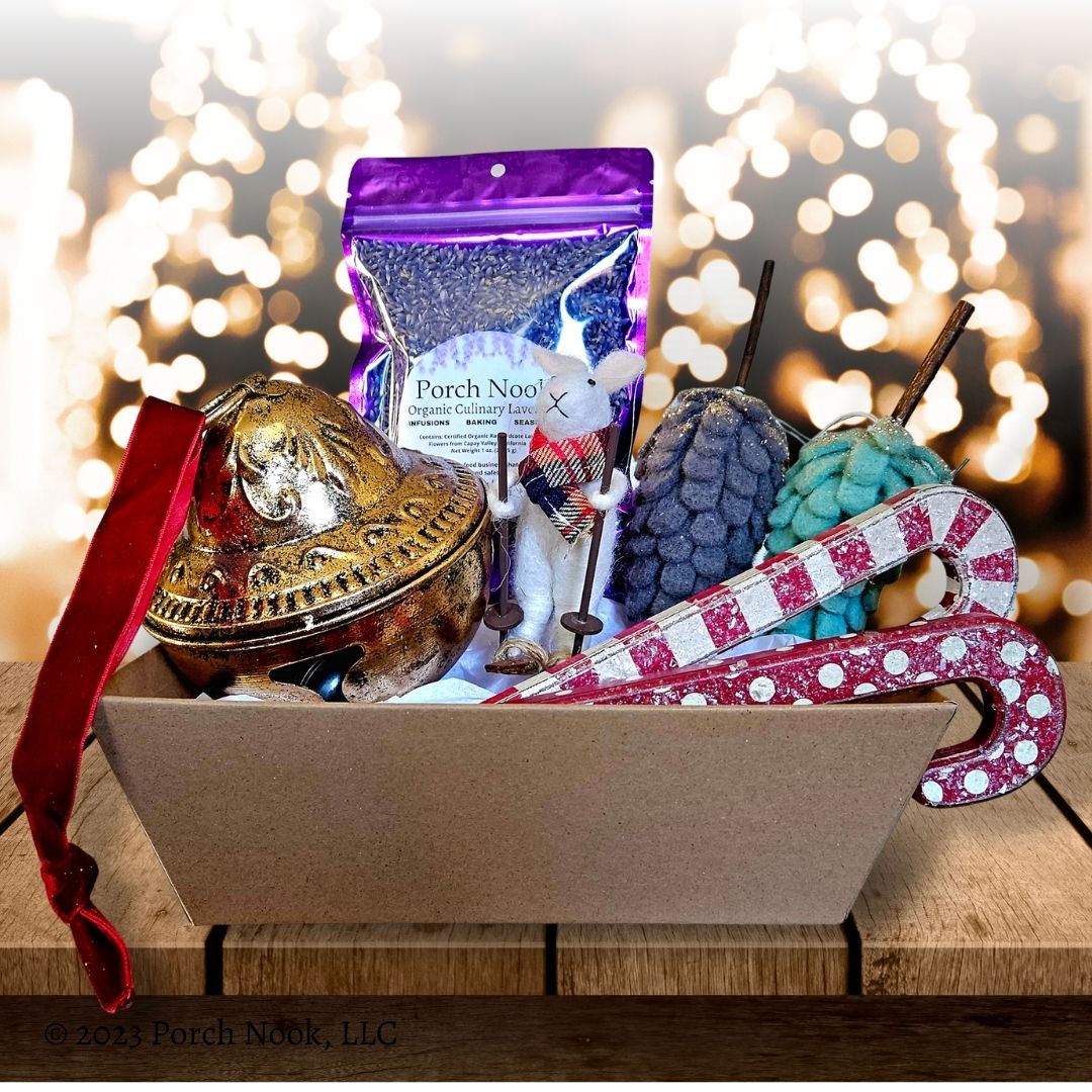 "Holiday" Gift Basket, Handcrafted Seasonal Décor & Ornaments