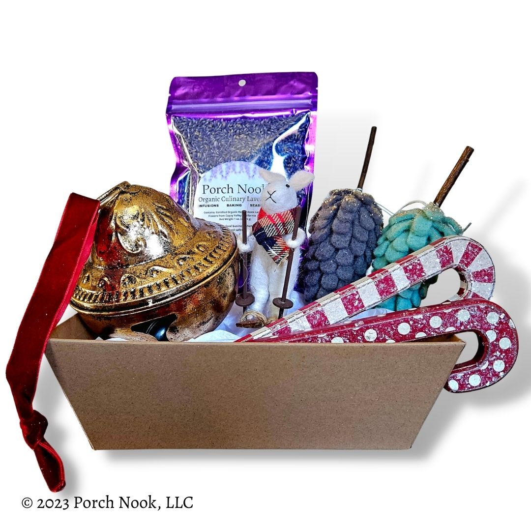 "Holiday" Gift Basket, Handcrafted Seasonal Décor & Ornaments