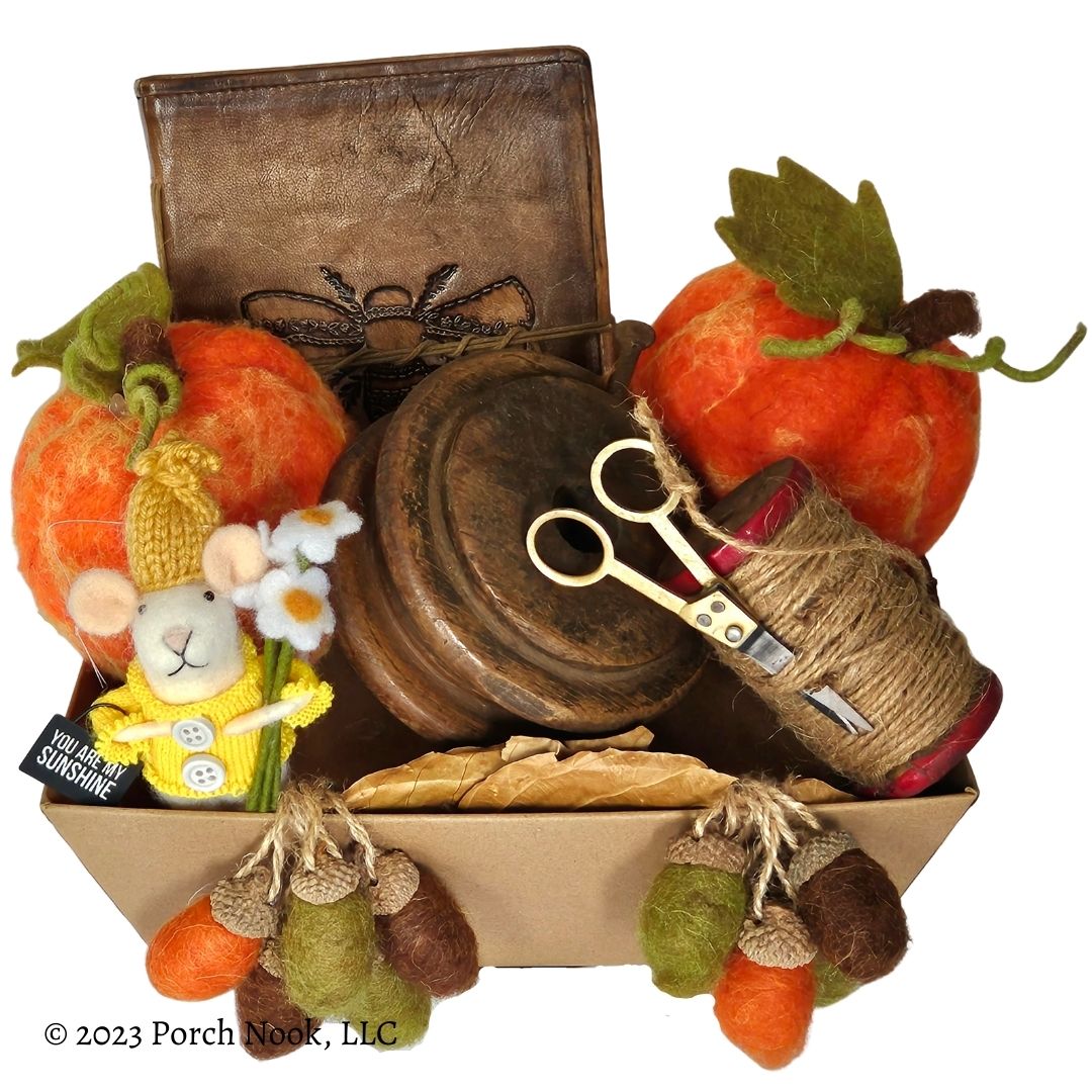 "Pumpkin Spice Delight" Gift Basket, Handcrafted Seasonal Décor & Ornaments