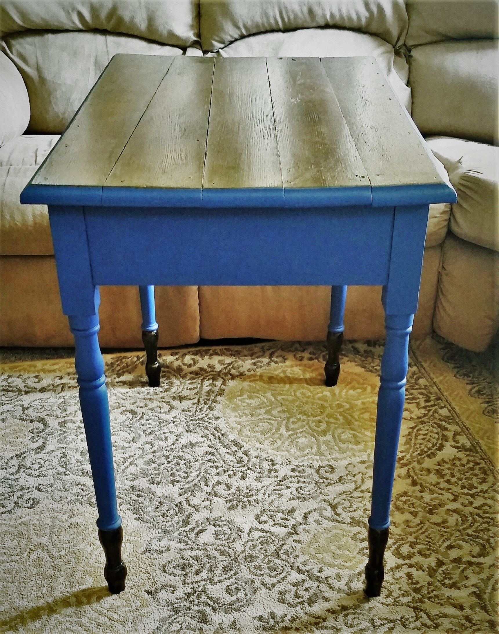 EXAMPLE: Table w/ "Blue My Mind" and Charcoal", designed by Erin Goins in Wisconsin